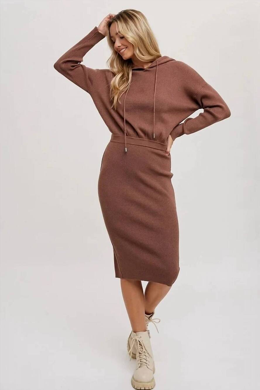 NEW BLUIVY urban hood midi dress in mocha